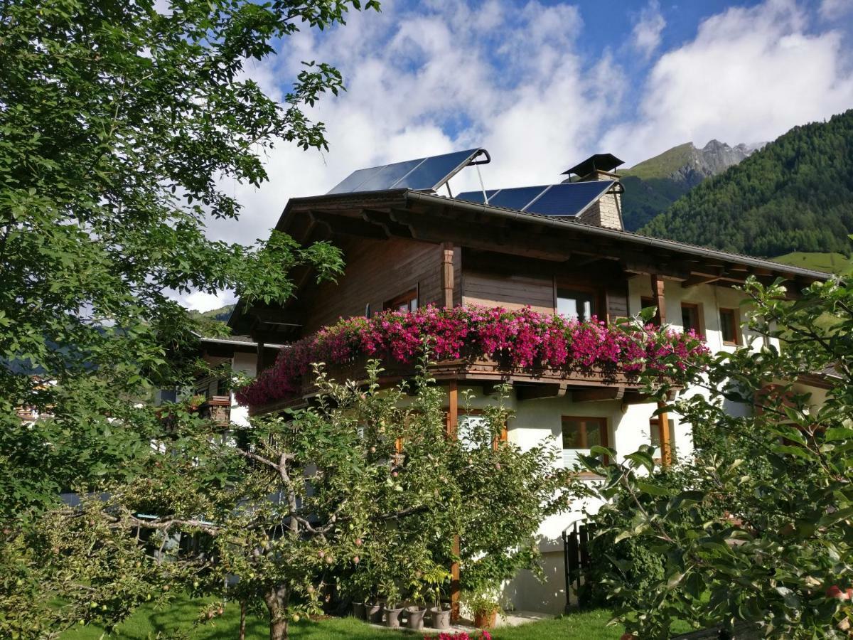 Privatzimmer Helene Mariacher Apartment Virgen Exterior photo